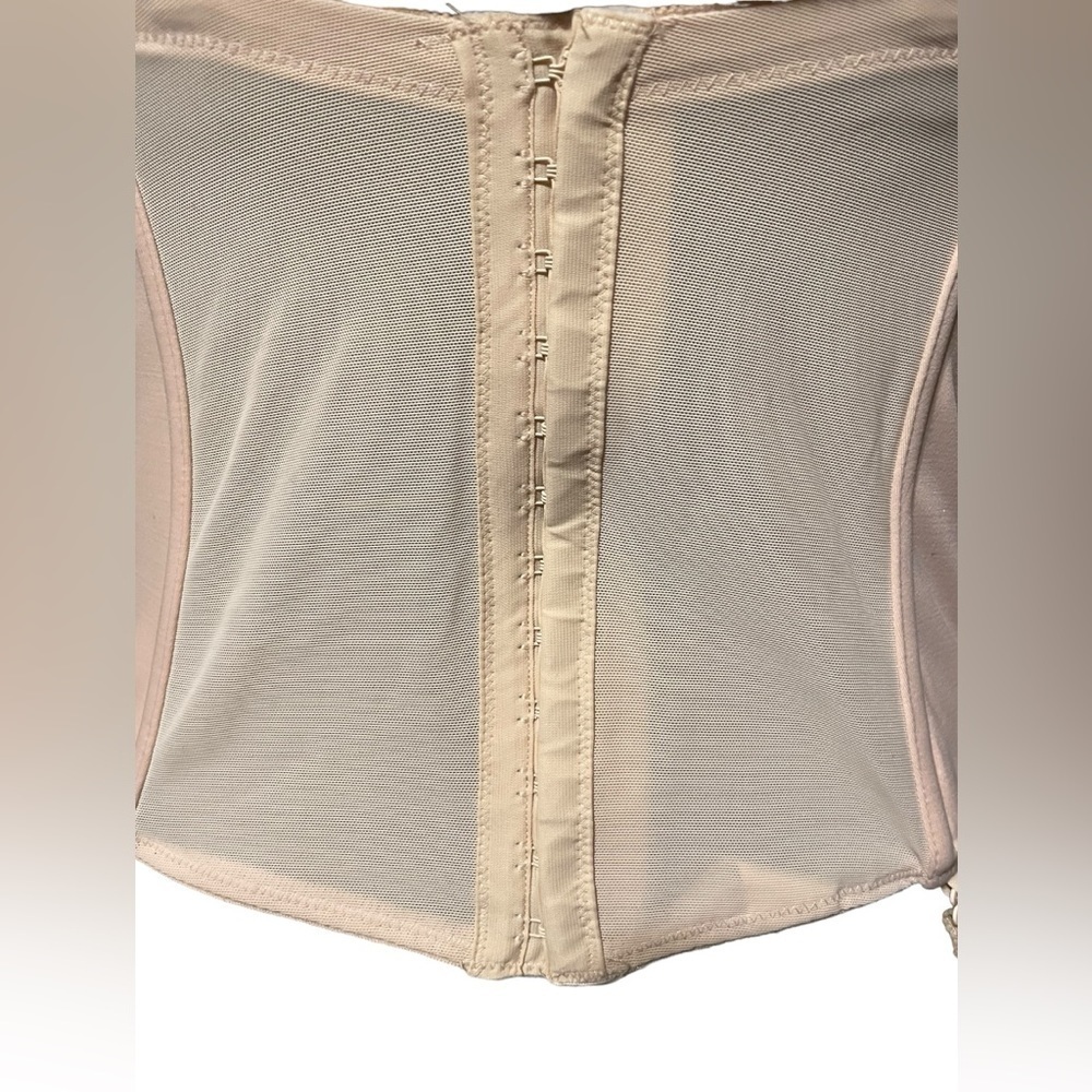 CARNIVAL Size 40B Invisible Full Coverage Torsolette beige nude 52520206 - Picture 5 of 9